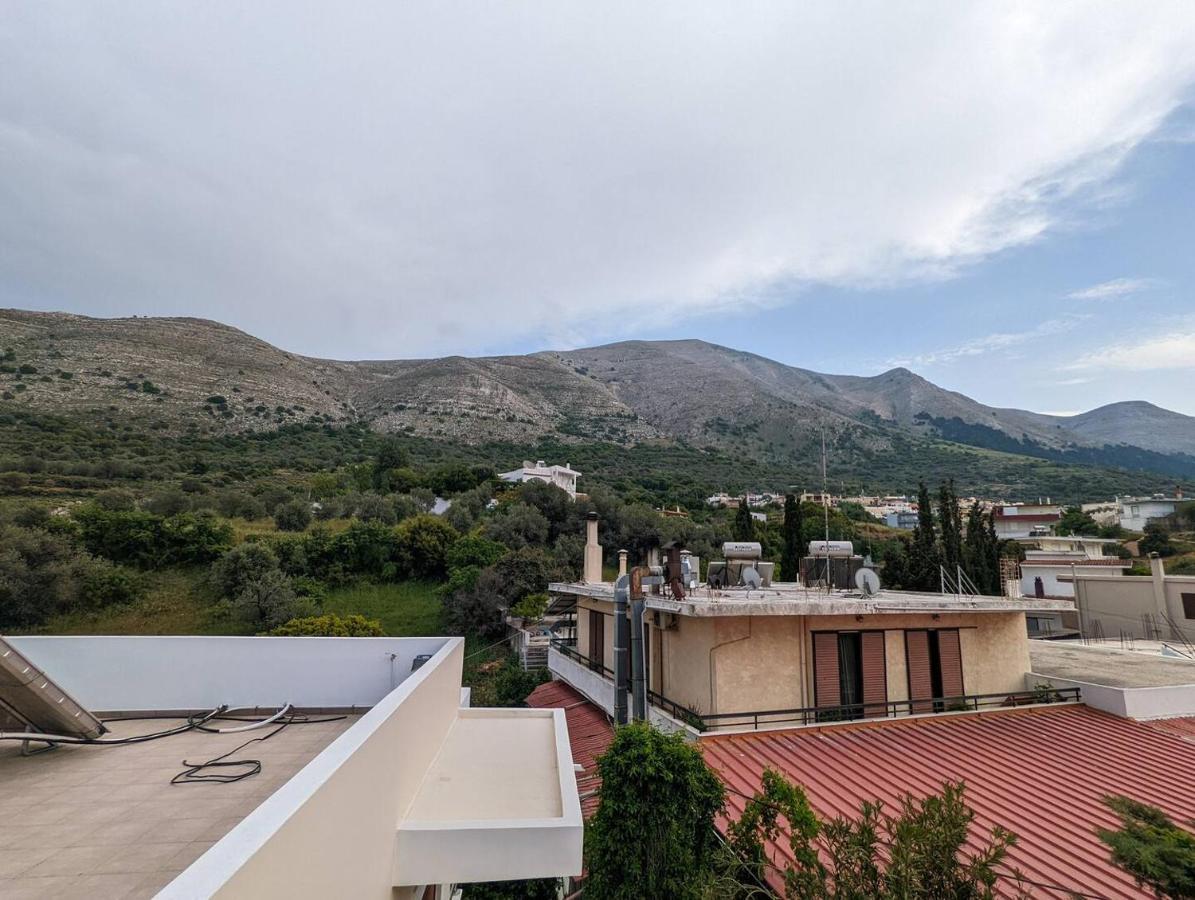 Appartement Tharenos *